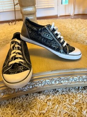 Coach Black Logo Graphic Low-Top Sneakers
